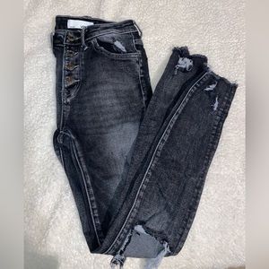 Black skinny jean